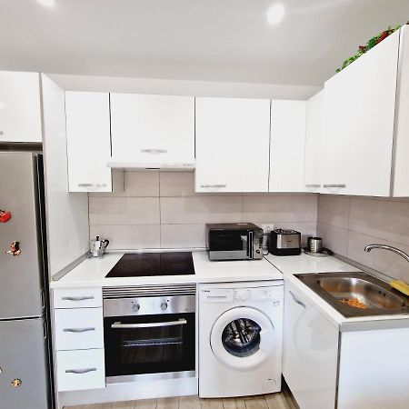 Luxury San Marino Apartment & Pool View 洛斯克里斯蒂亚诺斯 外观 照片