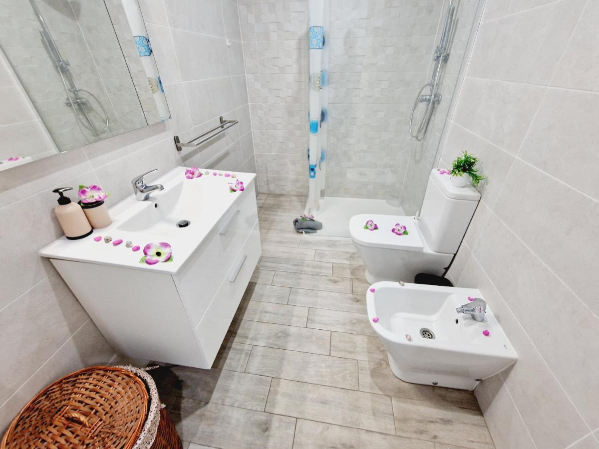 Luxury San Marino Apartment & Pool View 洛斯克里斯蒂亚诺斯 外观 照片