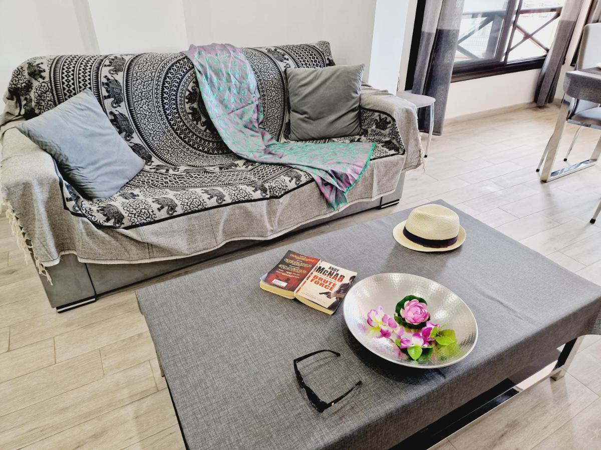 Luxury San Marino Apartment & Pool View 洛斯克里斯蒂亚诺斯 外观 照片